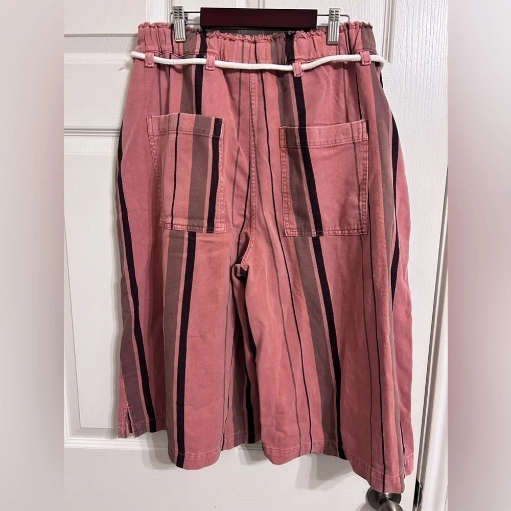 Anthropologie, NWT, Pilcro Cropped PJ Wide-Leg Jeans, Medium in Purple Motif - Picture 8 of 10